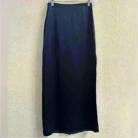 Stillwater- The "Cupro Silky Dani Maxi Skirt" Black Extra Small New With Tags! - Picture 7 of 10